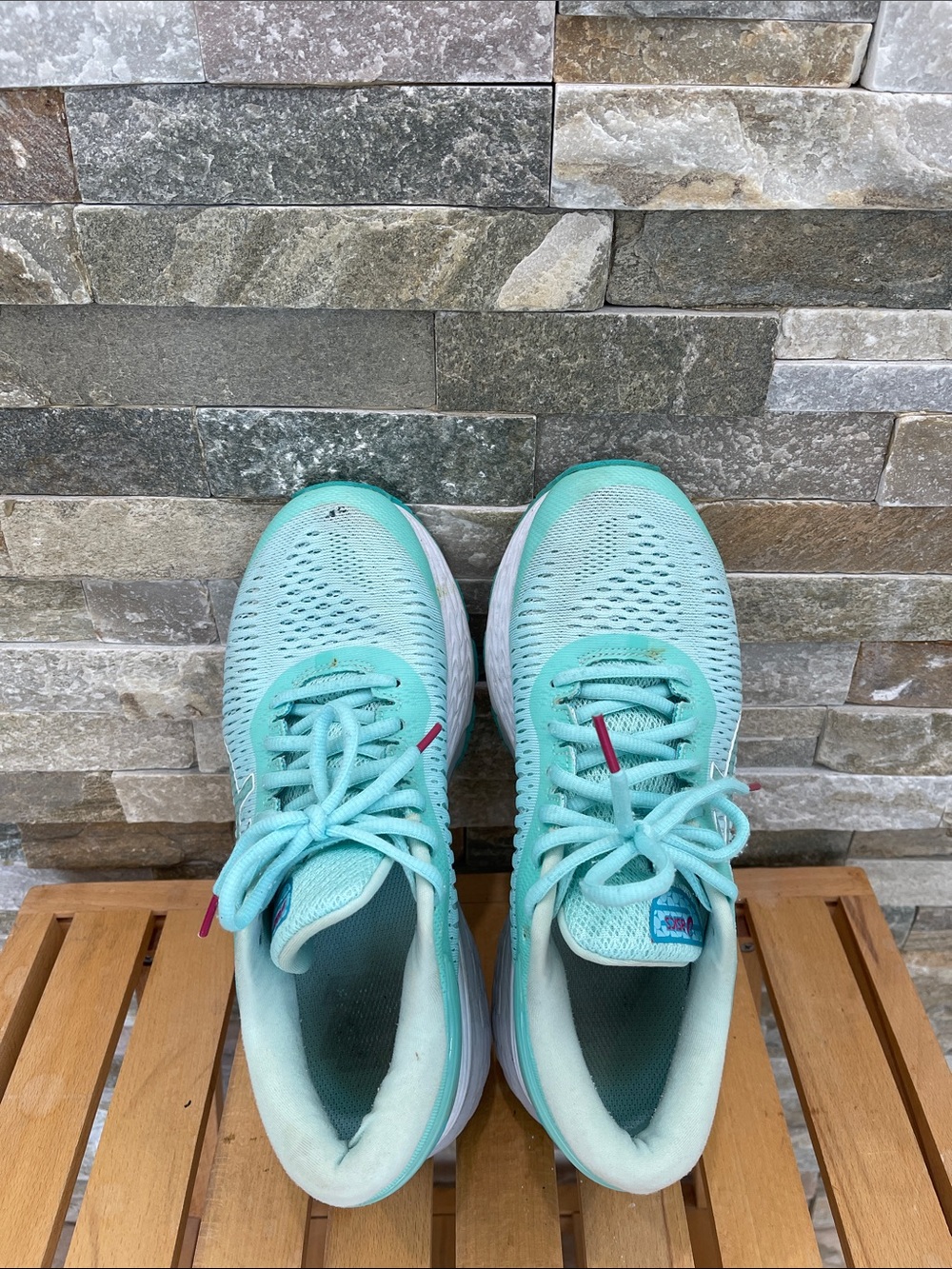 🇨🇦 ASICS Women's Gel-Kayano 25 Sneaker - Picture 9 of 9